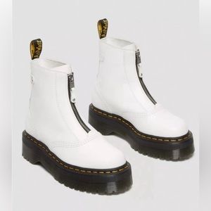 NEW Dr. Martens Jetta Zipped Sendal Leather Platform Boots White Women’s Size 9